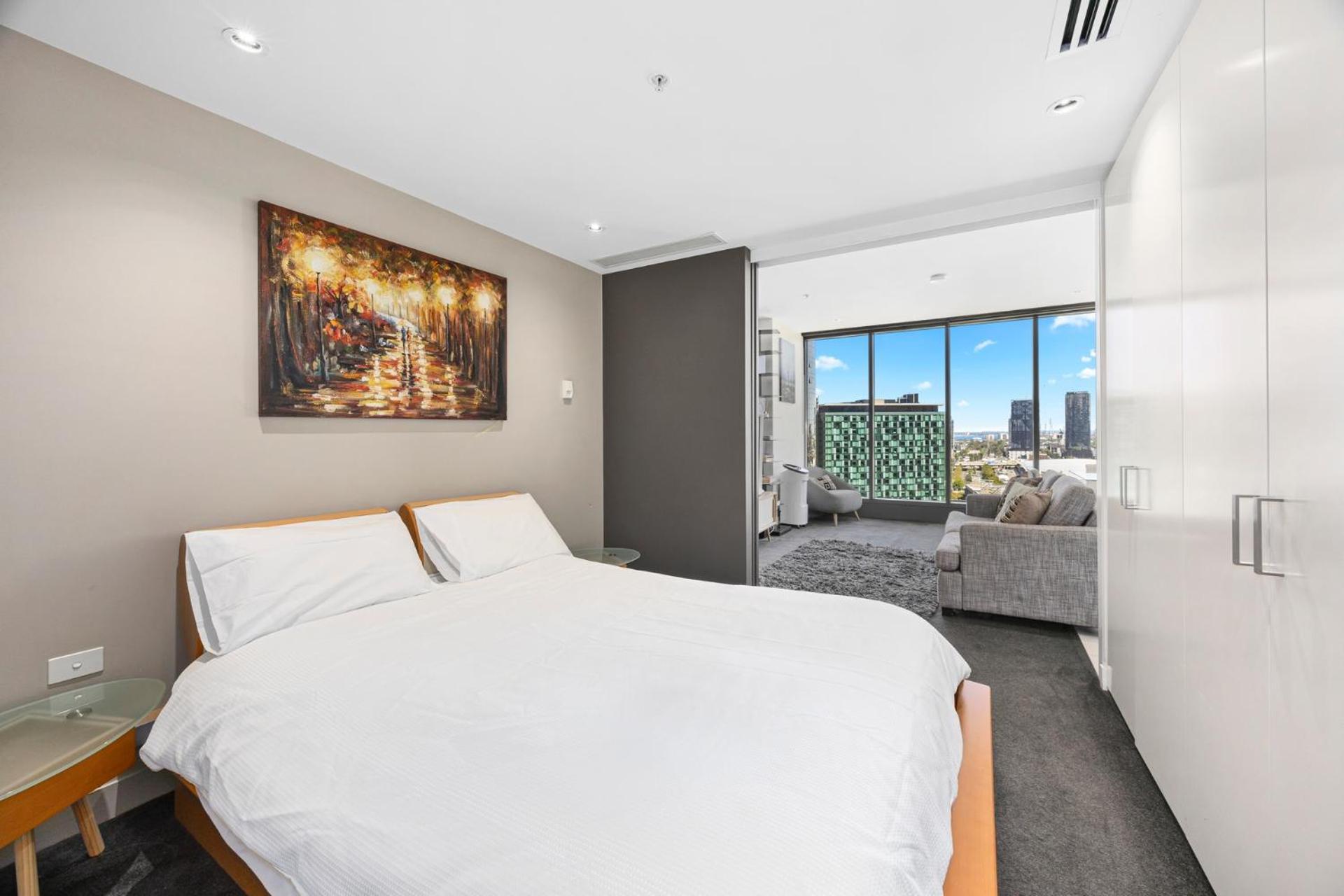 Luxury Designer Suite In Most Prestigious Location In Melbourne Bagian luar foto